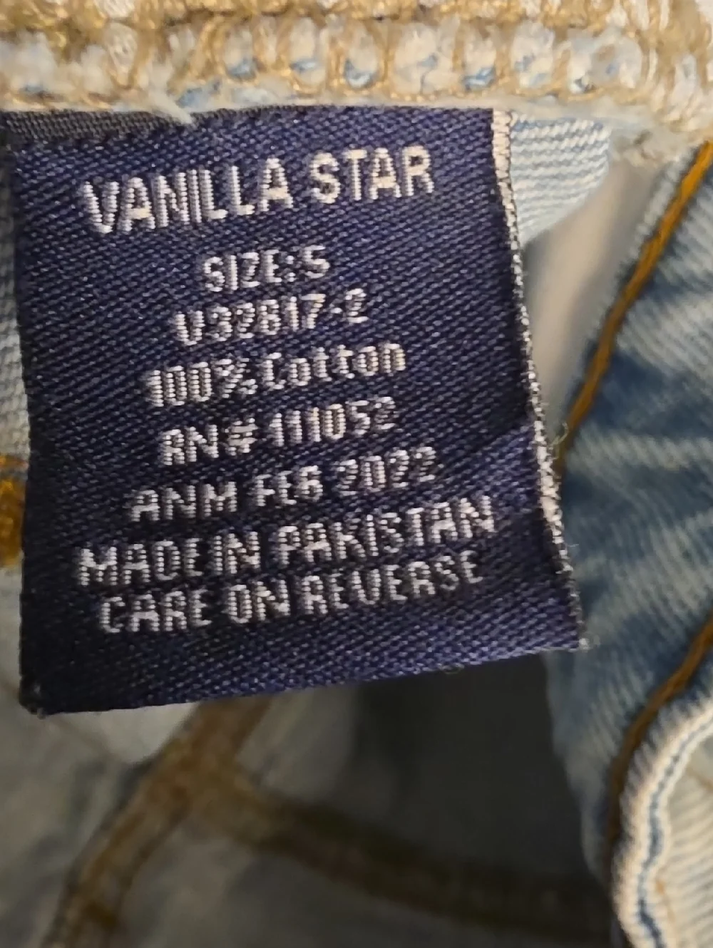 •Vanilla Star Vintage High Rise Destroyed Shorts